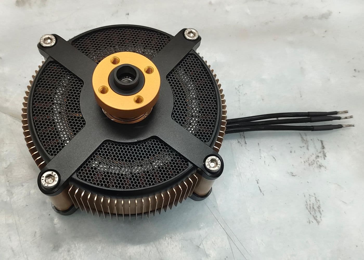SRM 1090 Brushless Motor view 2